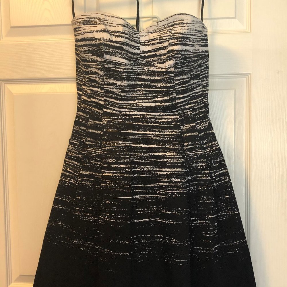 Strapless cotton dress
